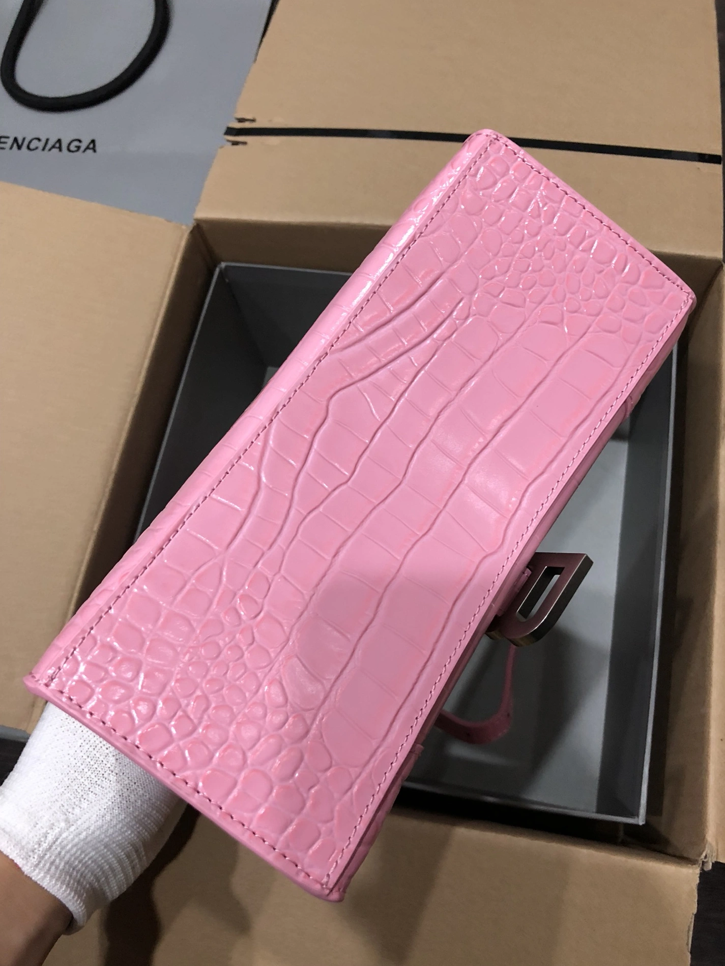Balenciaga AAA Quality Handbags For Women Affordable 6146