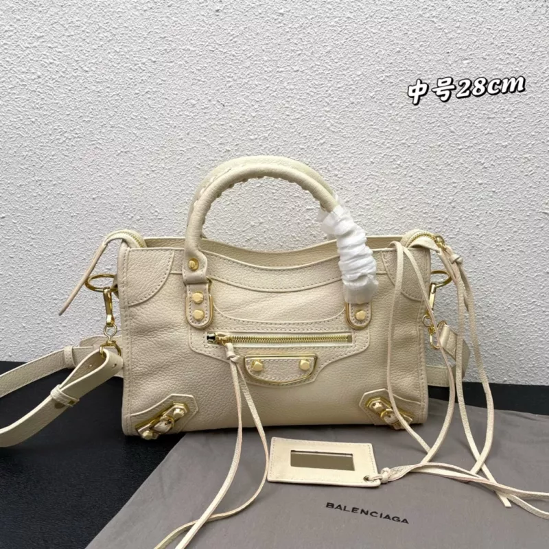 Balenciaga AAA Quality Handbags For Women AllSeason 8116