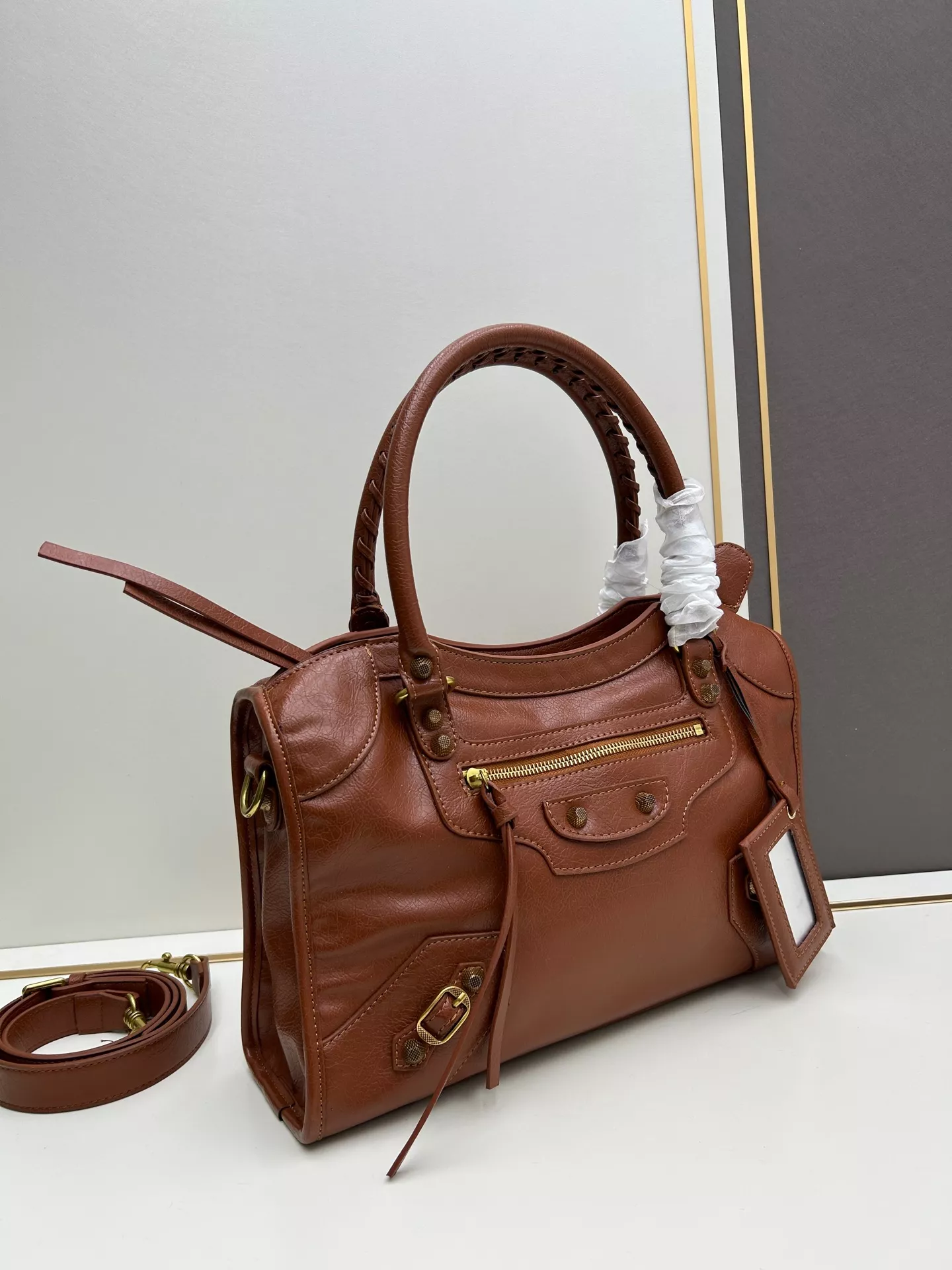 Balenciaga AAA Quality Handbags For Women BestValue 273