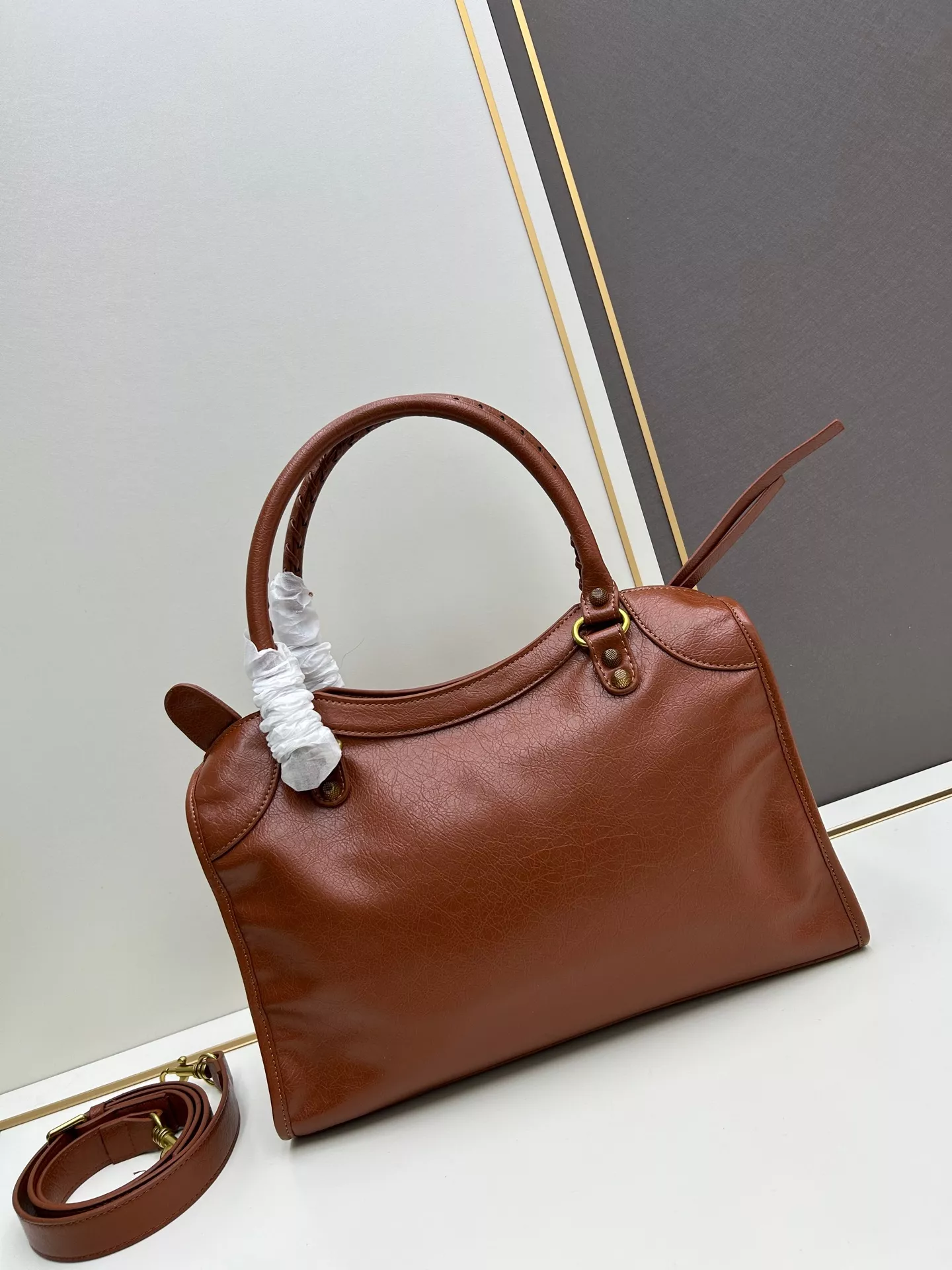 Balenciaga AAA Quality Handbags For Women BestValue 273