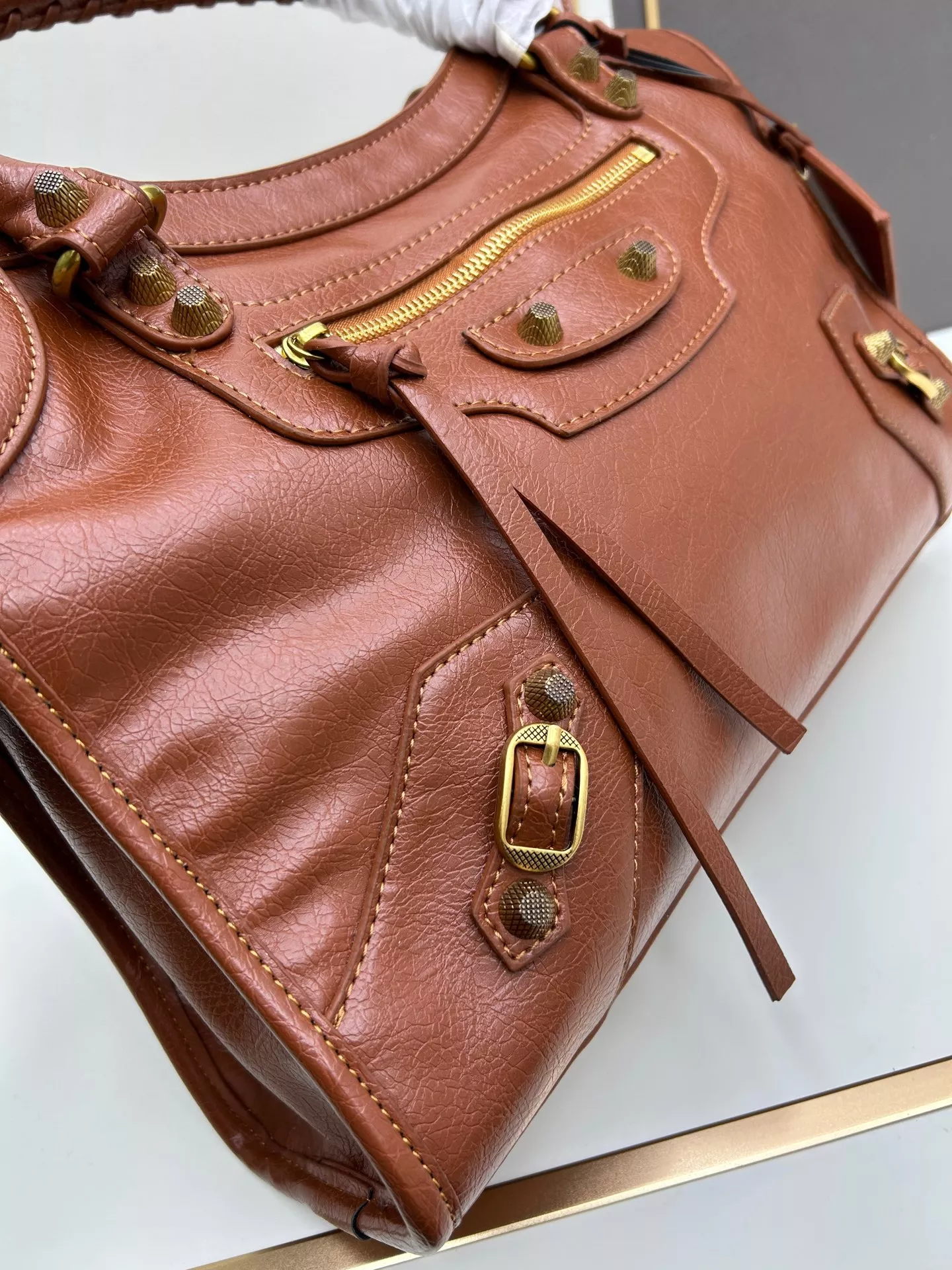 Balenciaga AAA Quality Handbags For Women BestValue 273