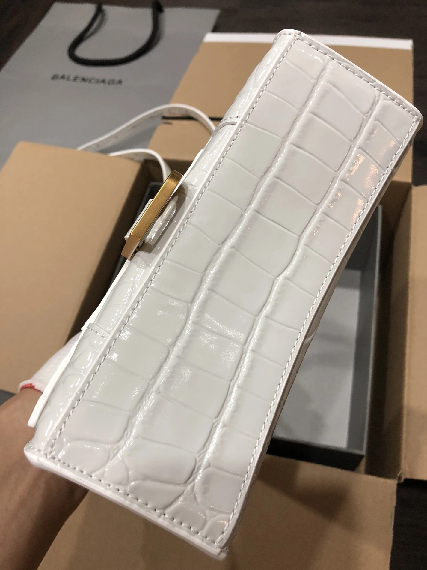 Balenciaga AAA Quality Handbags For Women Breathable 4030