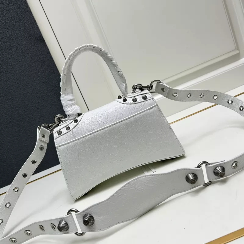 Balenciaga AAA Quality Handbags For Women Classic 5777