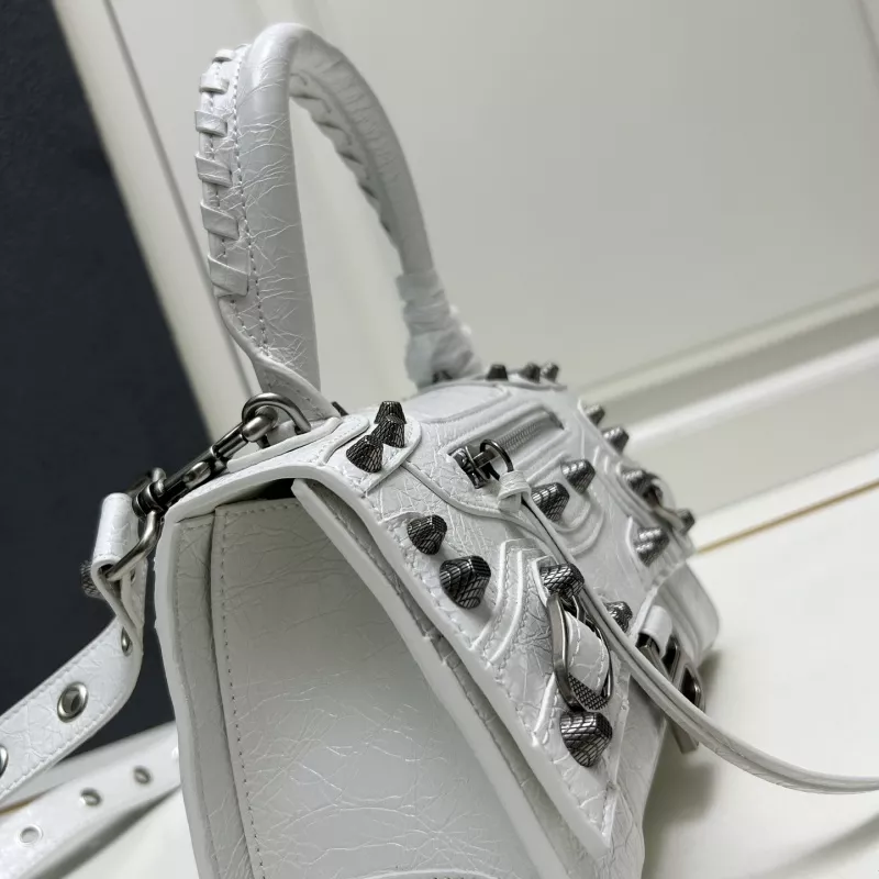 Balenciaga AAA Quality Handbags For Women Classic 5777