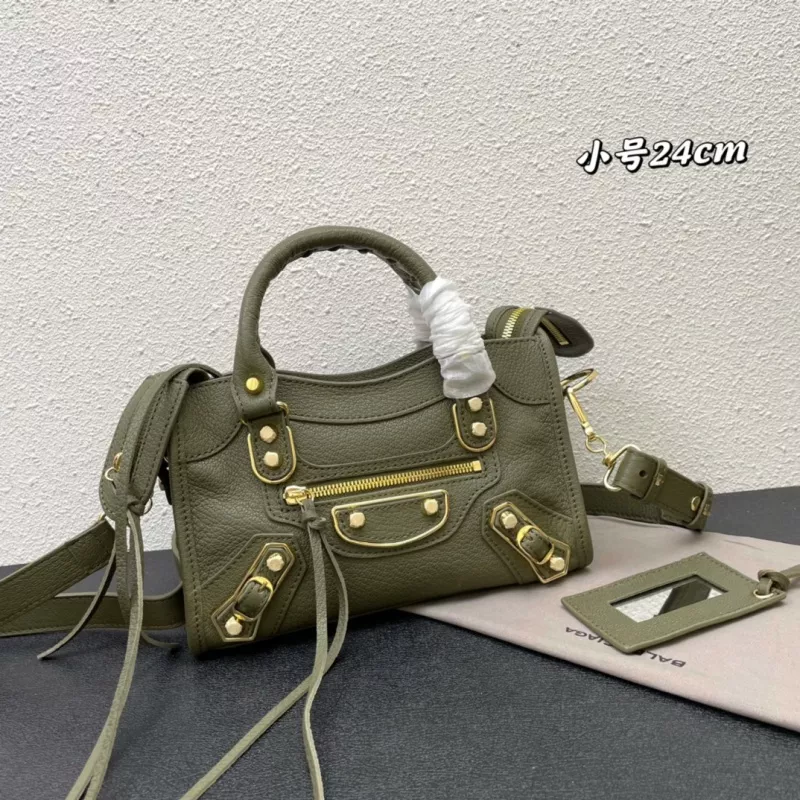 Balenciaga AAA Quality Handbags For Women Compact 138