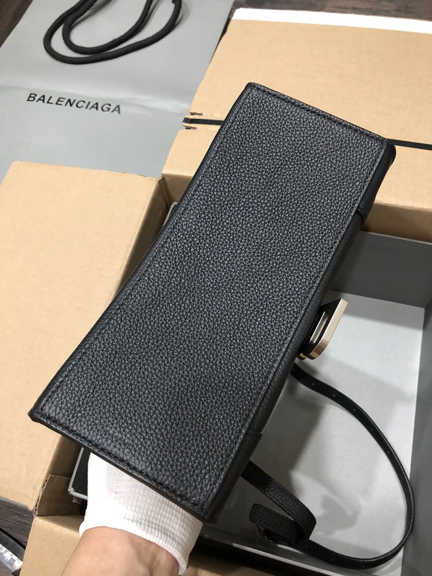 Balenciaga AAA Quality Handbags For Women Compact 8821