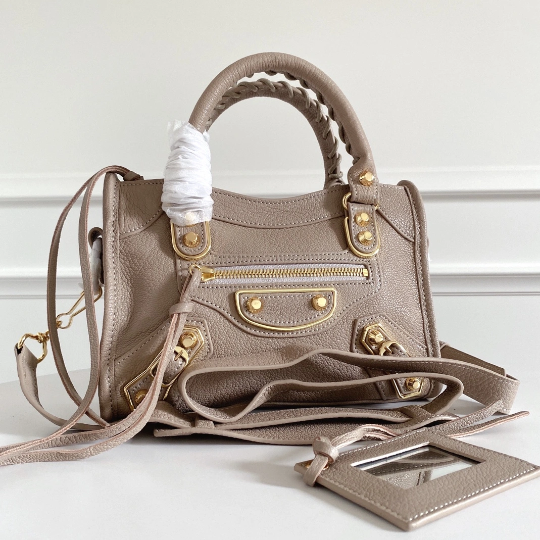 Balenciaga AAA Quality Handbags For Women DailyWear 6808