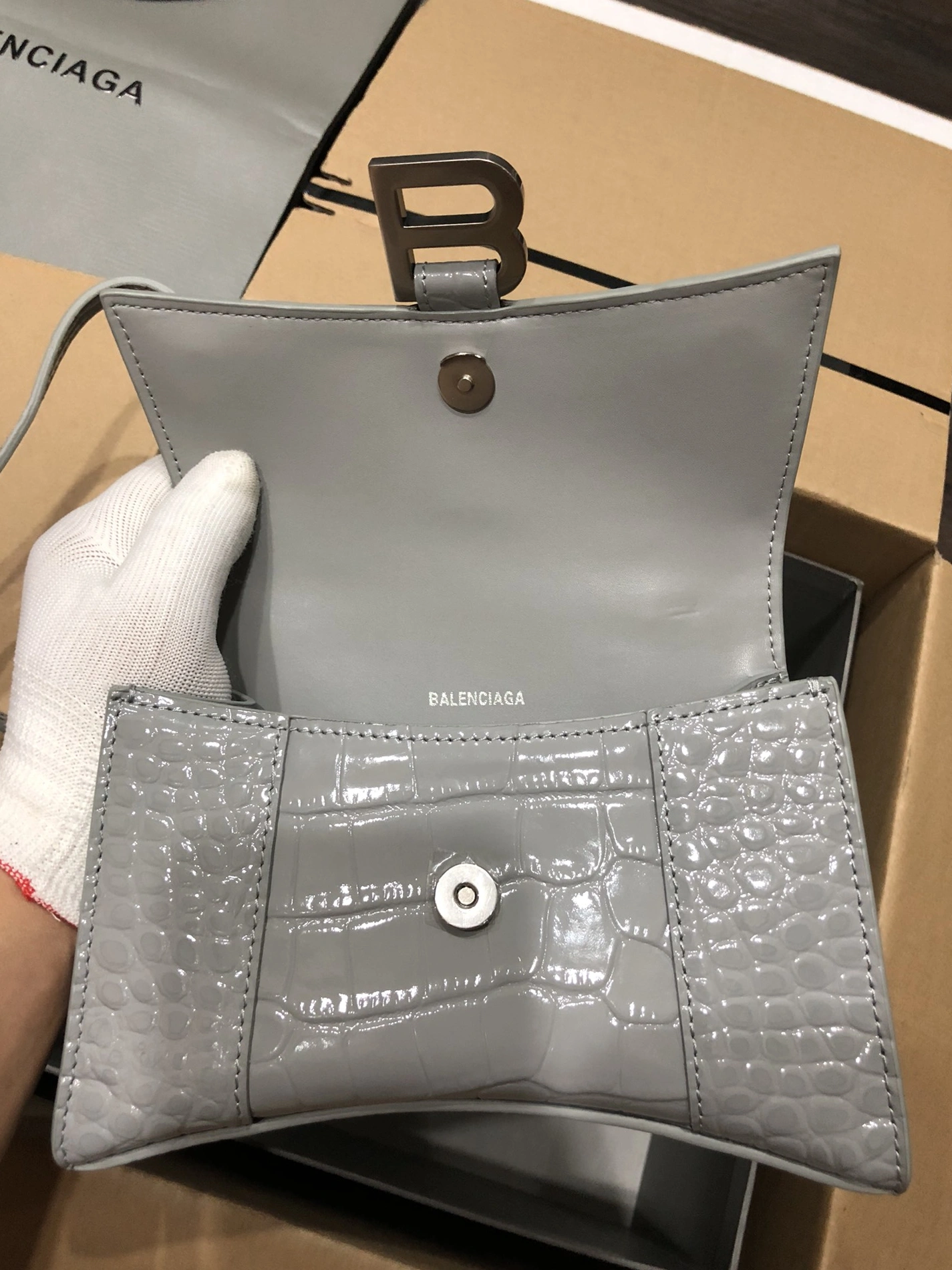 Balenciaga AAA Quality Handbags For Women Durable 5766