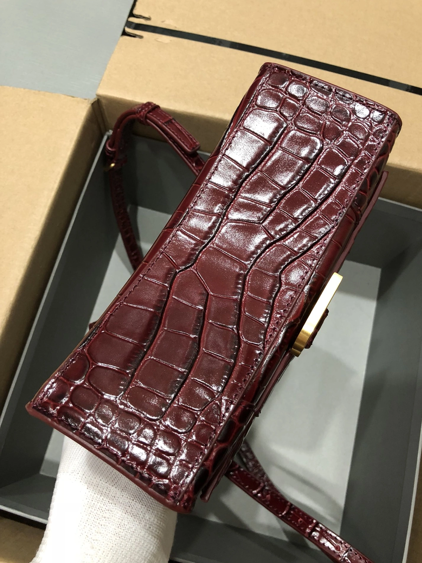 Balenciaga AAA Quality Handbags For Women Efficient 2501