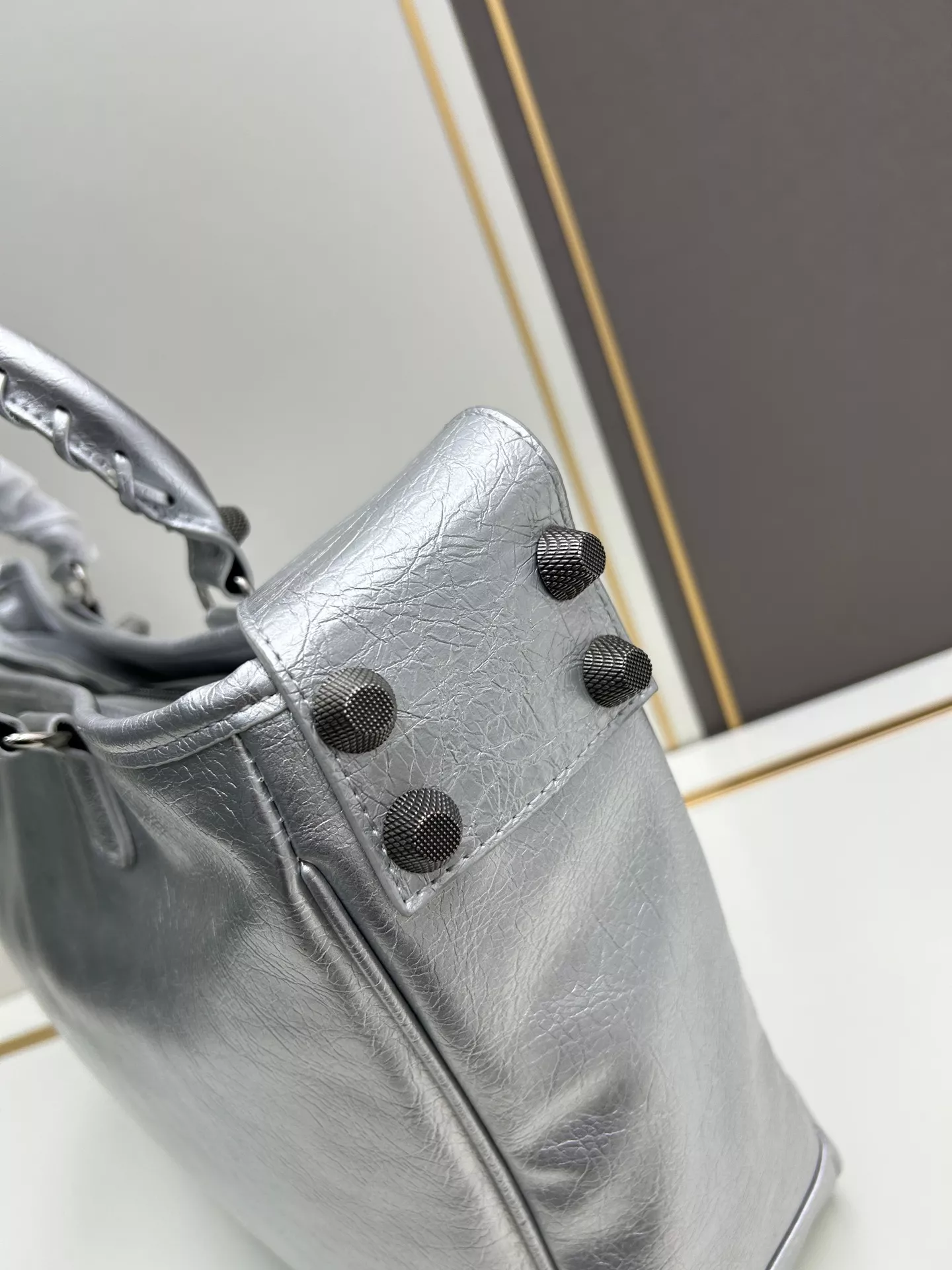 Balenciaga AAA Quality Handbags For Women Efficient 3479