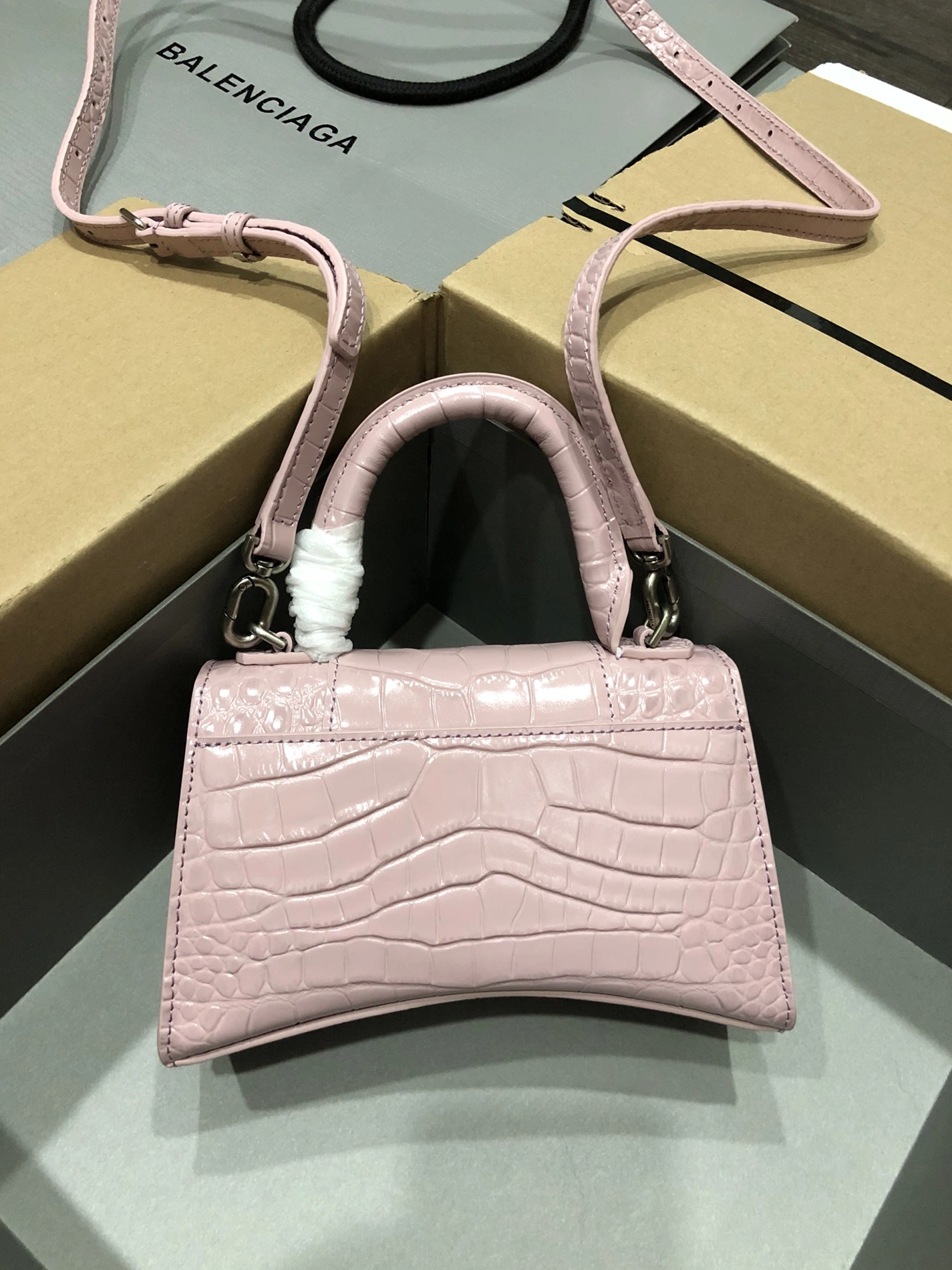 Balenciaga AAA Quality Handbags For Women Efficient 3515