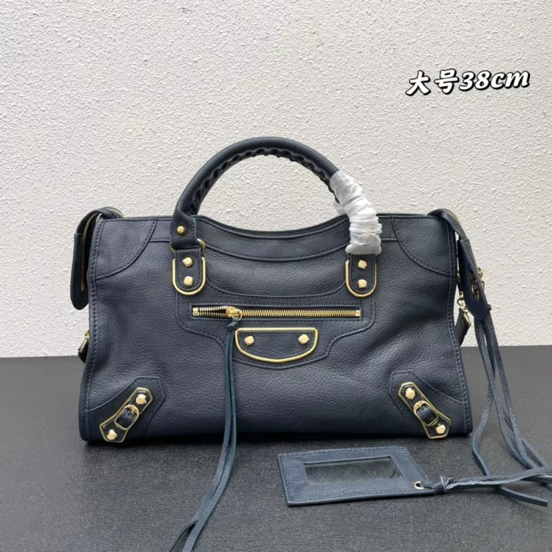 Balenciaga AAA Quality Handbags For Women Fashionable 2231