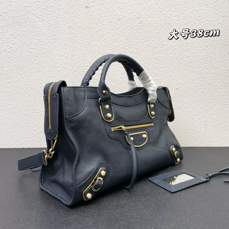 Balenciaga AAA Quality Handbags For Women Fashionable 2231