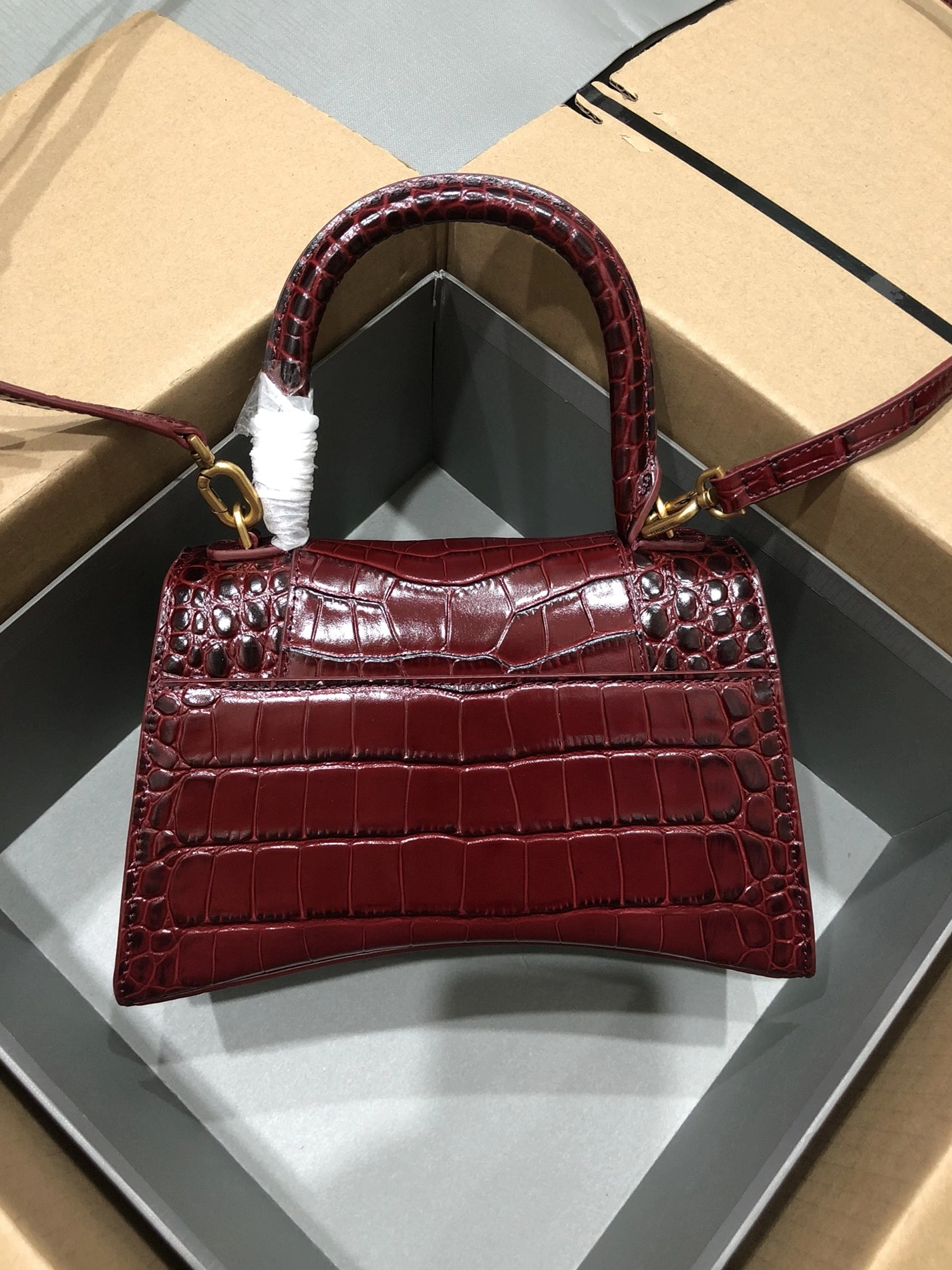 Balenciaga AAA Quality Handbags For Women GoAnywhere 9728