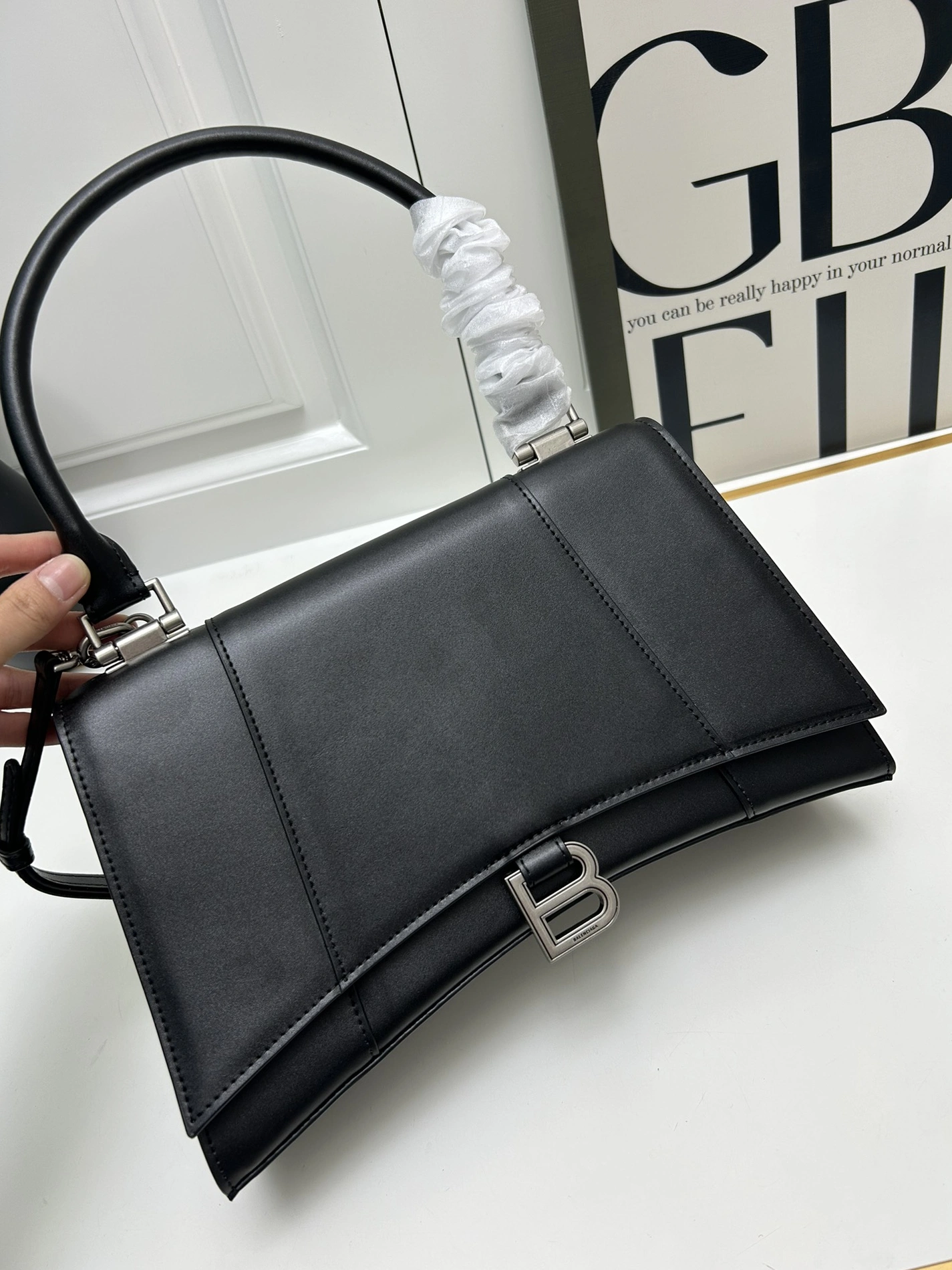 Balenciaga AAA Quality Handbags For Women Lightweight 7256