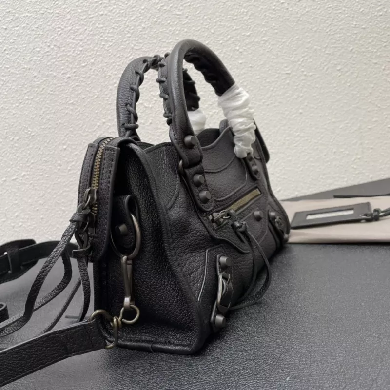 Balenciaga AAA Quality Handbags For Women Resilient 9112