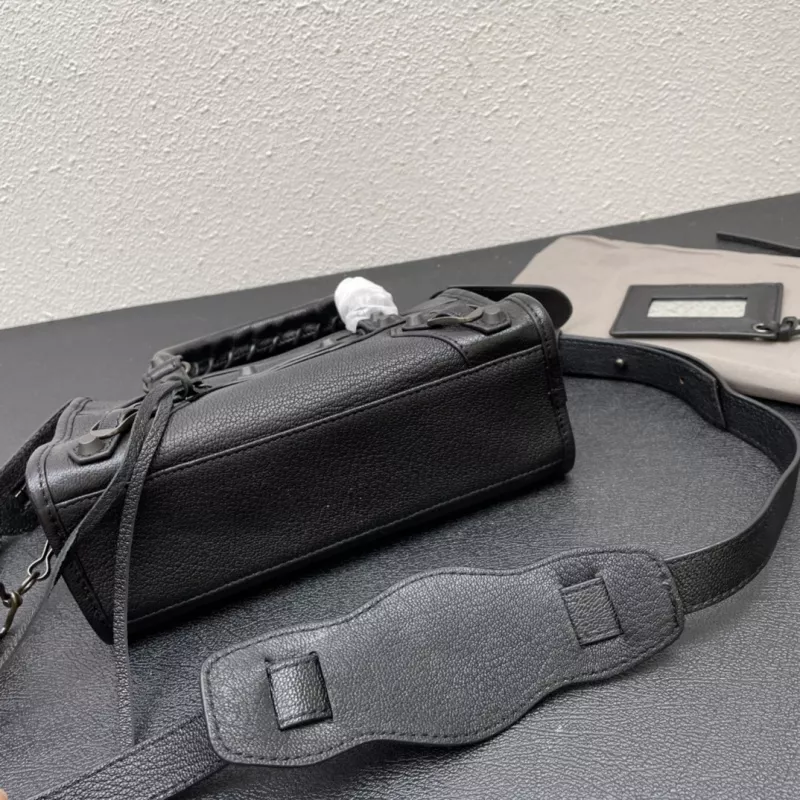 Balenciaga AAA Quality Handbags For Women Resilient 9112