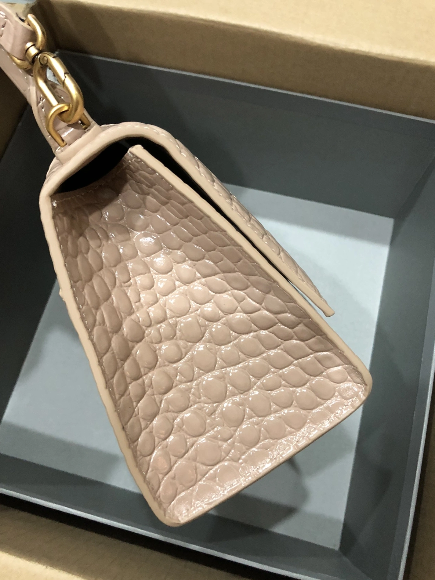Balenciaga AAA Quality Handbags For Women TopPick 3695