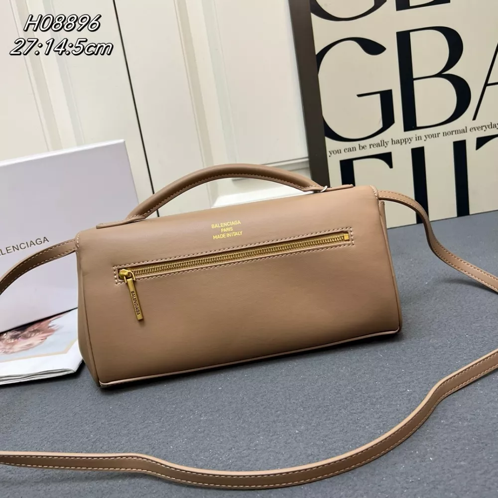 Balenciaga AAA Quality Messenger Bags For Women BestValue 5906