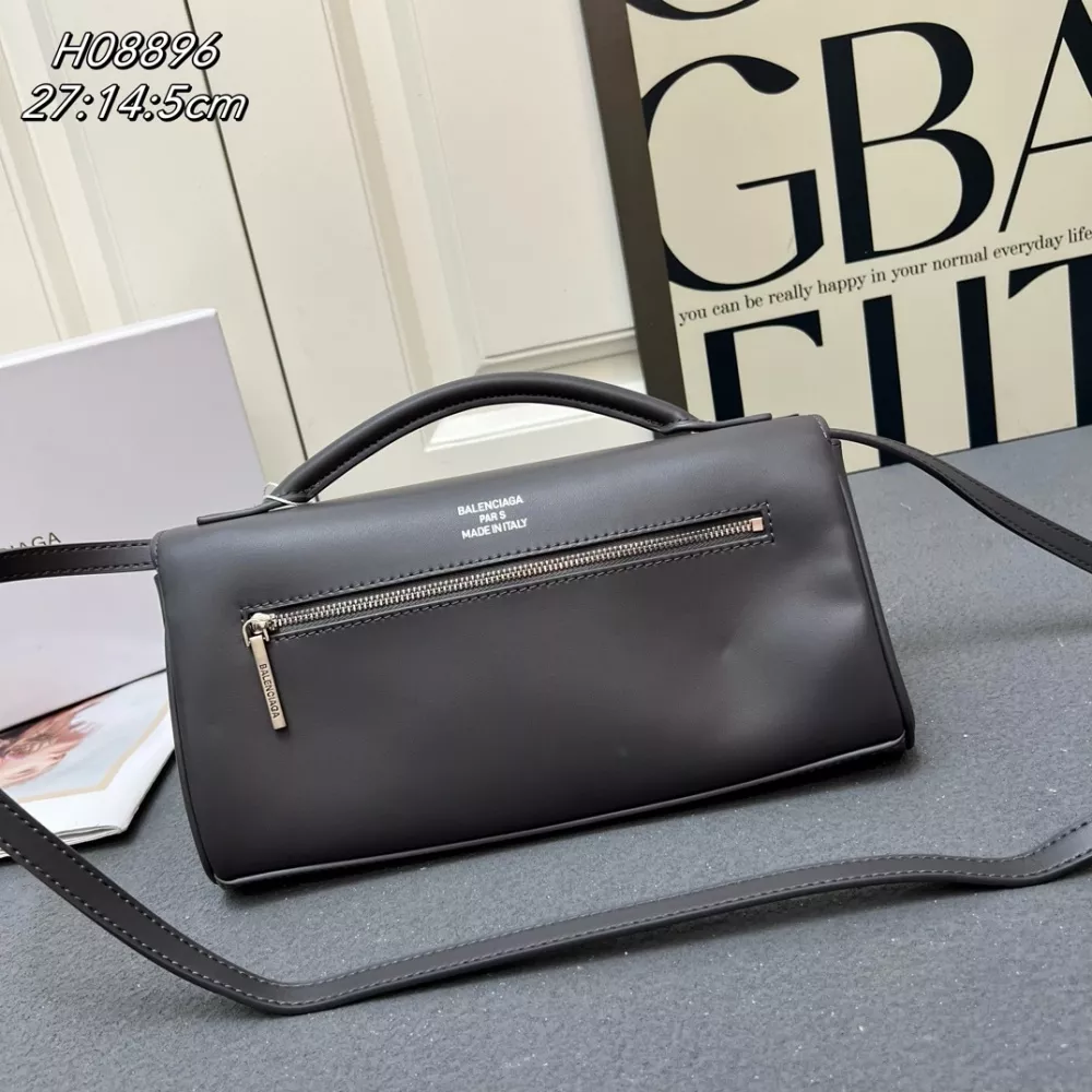 Balenciaga AAA Quality Messenger Bags For Women Classic 2919