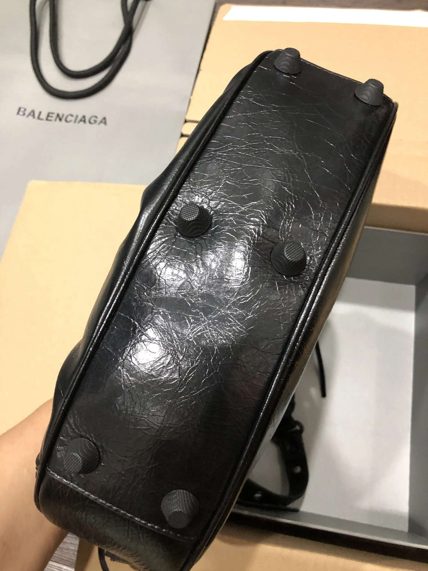 Balenciaga AAA Quality Messenger Bags For Women GoodFit 9093