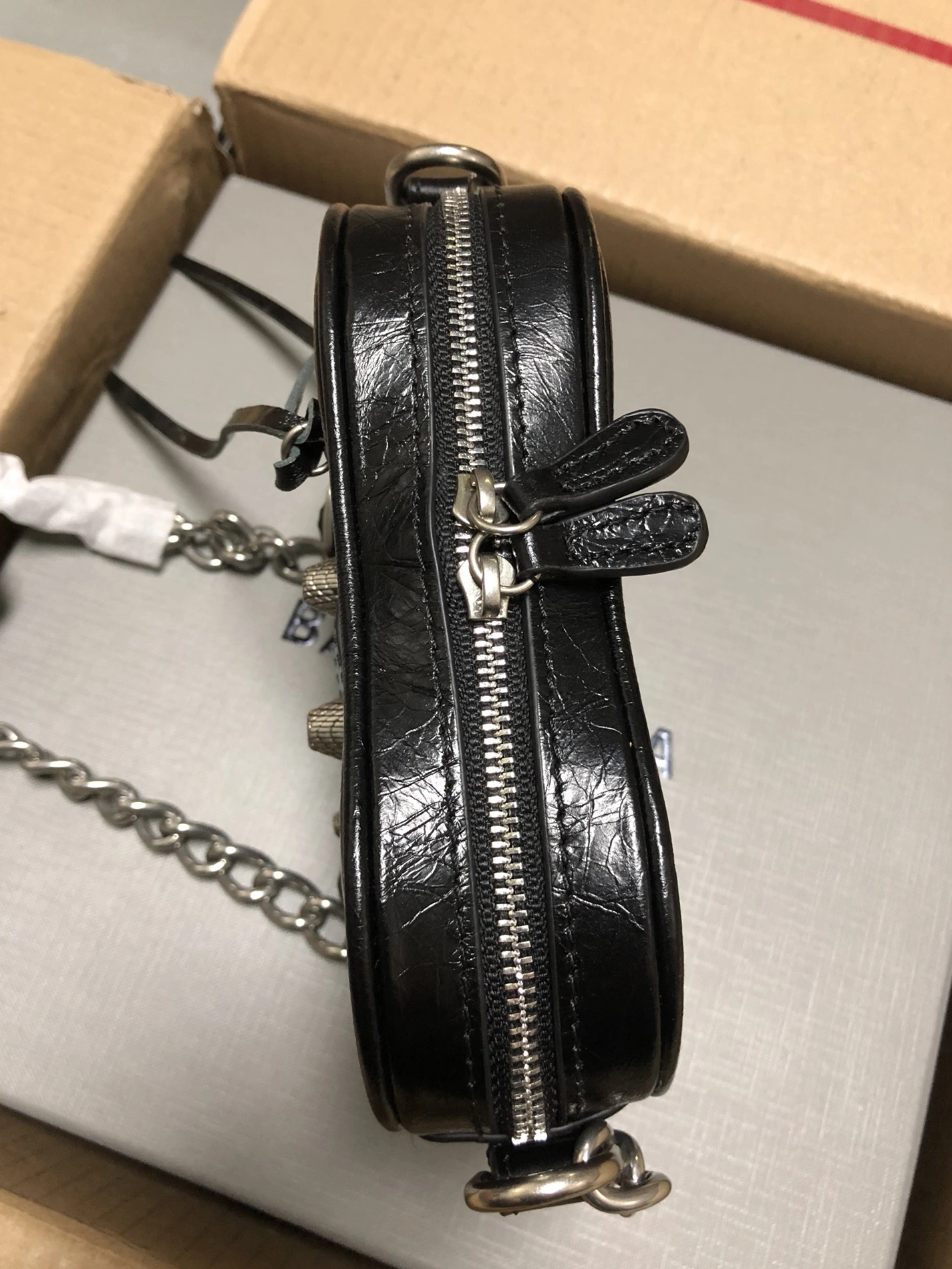 Balenciaga AAA Quality Messenger Bags For Women Lightweight 5317