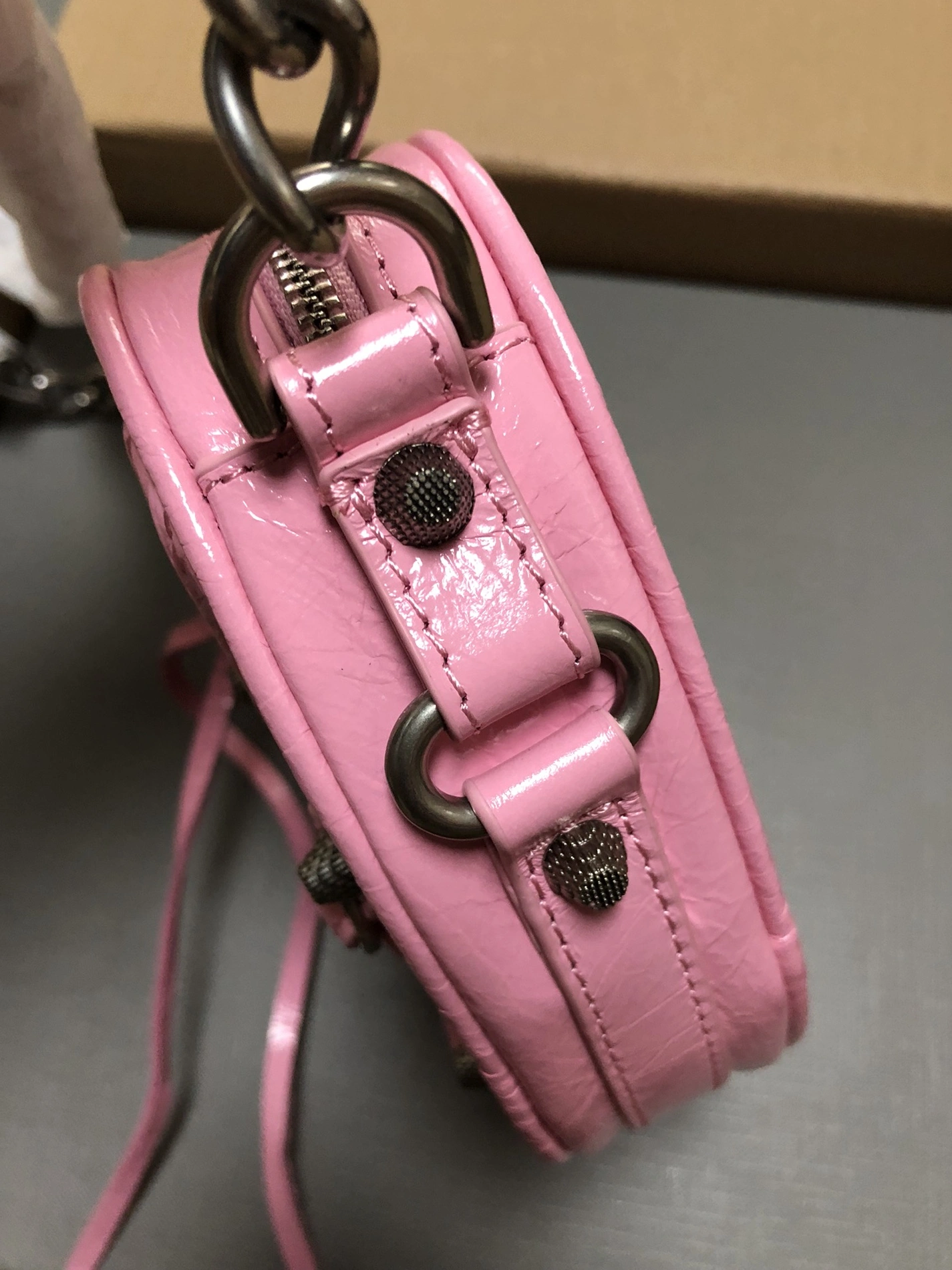 Balenciaga AAA Quality Messenger Bags For Women NewStyle 3941