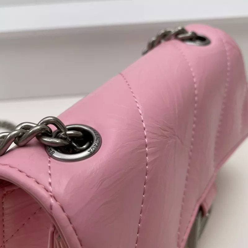 Balenciaga AAA Quality Messenger Bags For Women Practical 1519