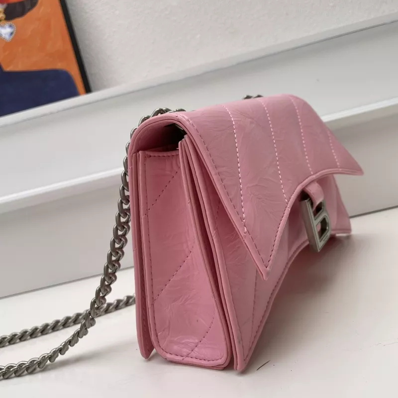 Balenciaga AAA Quality Messenger Bags For Women Practical 1519