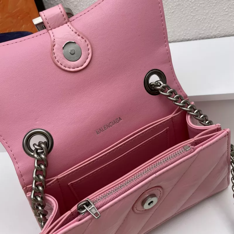 Balenciaga AAA Quality Messenger Bags For Women Practical 1519
