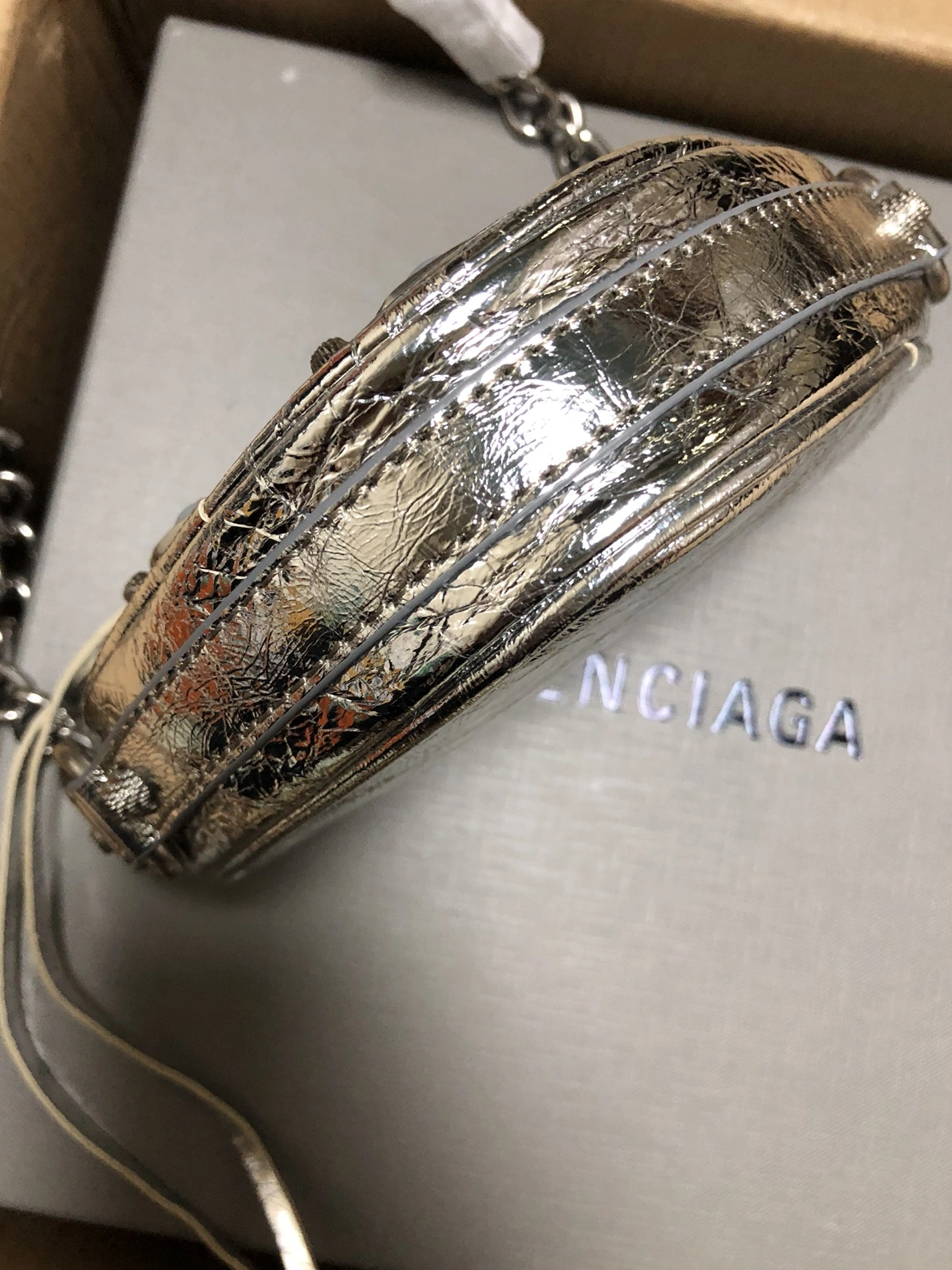 Balenciaga AAA Quality Messenger Bags For Women Reliable 4278