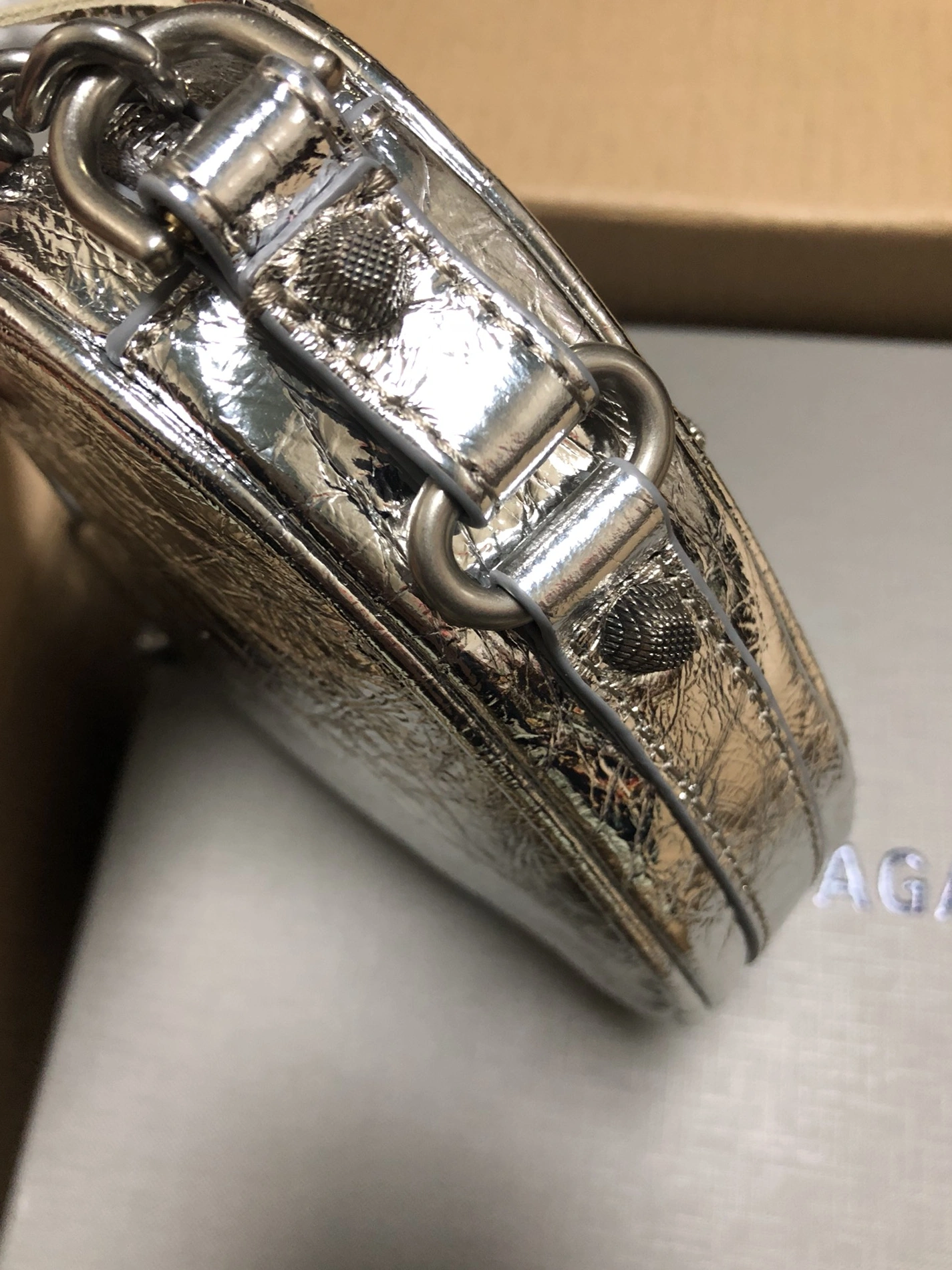 Balenciaga AAA Quality Messenger Bags For Women Reliable 4278