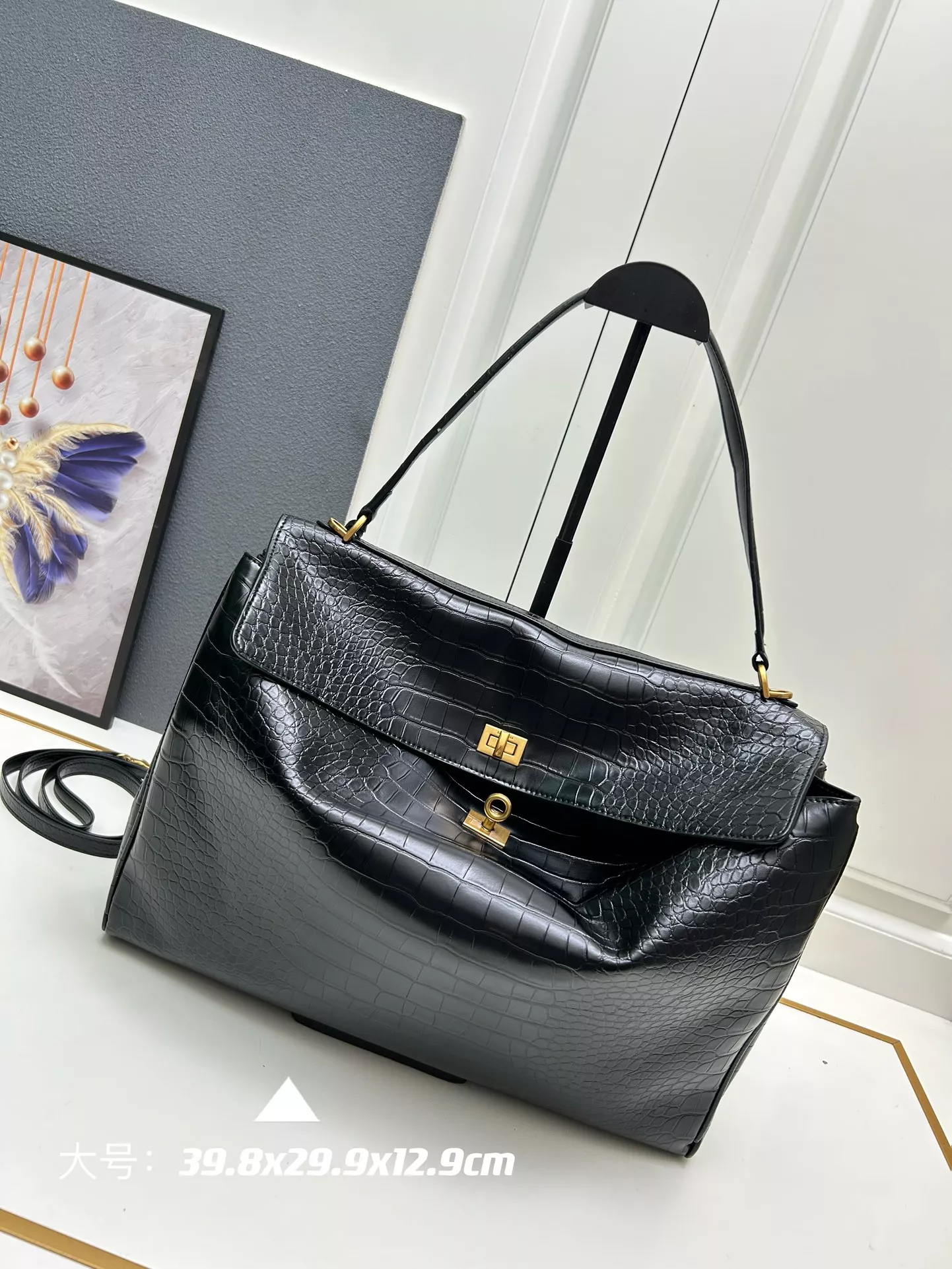 Balenciaga AAA Quality Shoulder Bags For Women Affordable 3633