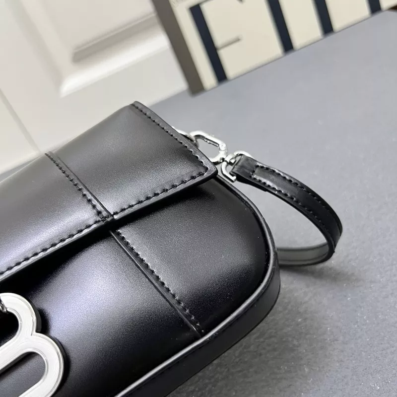 Balenciaga AAA Quality Shoulder Bags For Women Affordable 4115