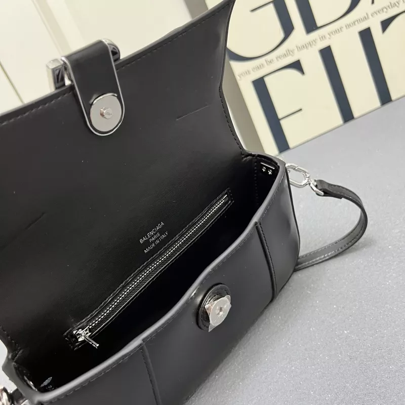 Balenciaga AAA Quality Shoulder Bags For Women Affordable 4115