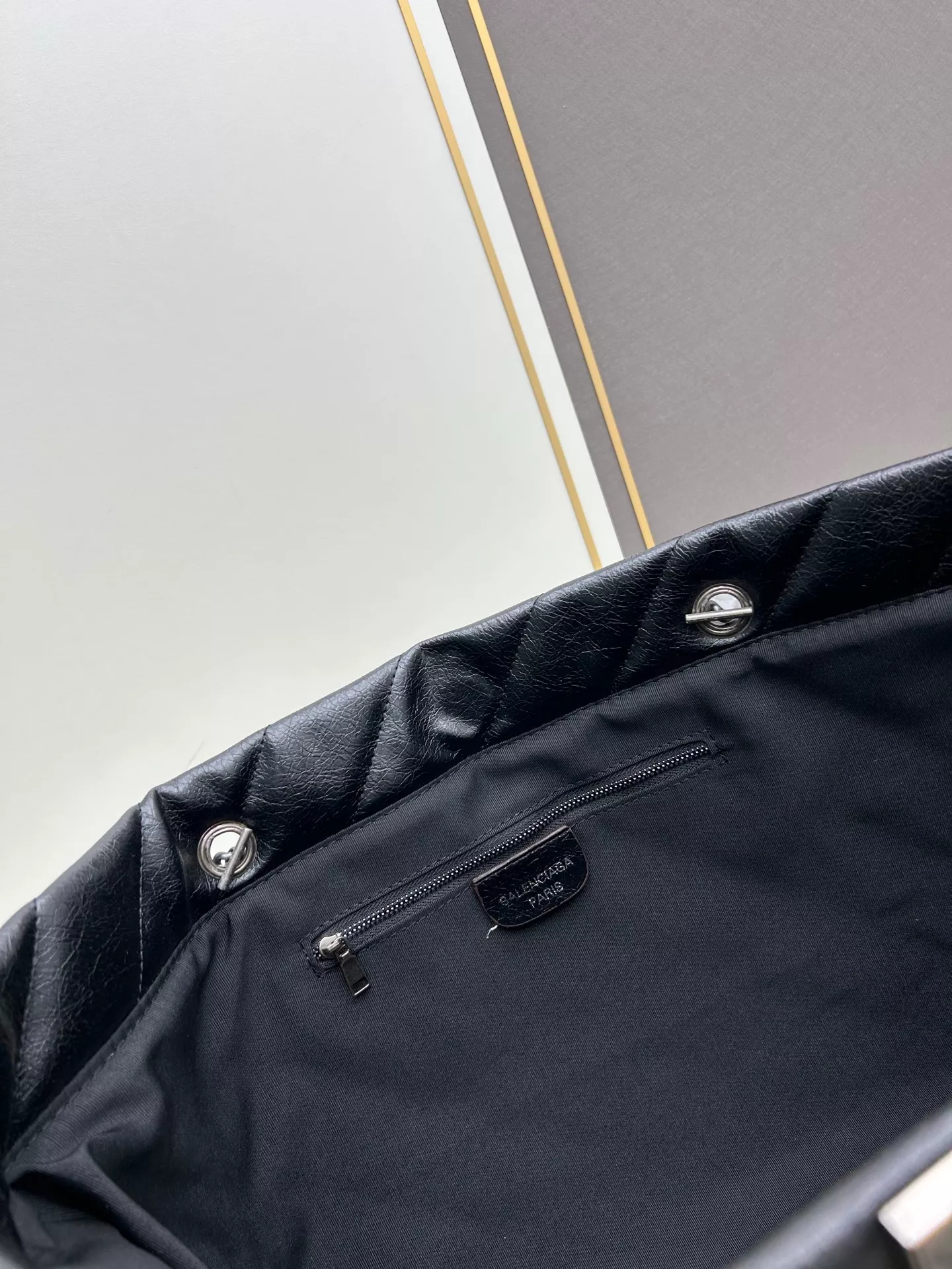 Balenciaga AAA Quality Shoulder Bags For Women AllSeason 3348