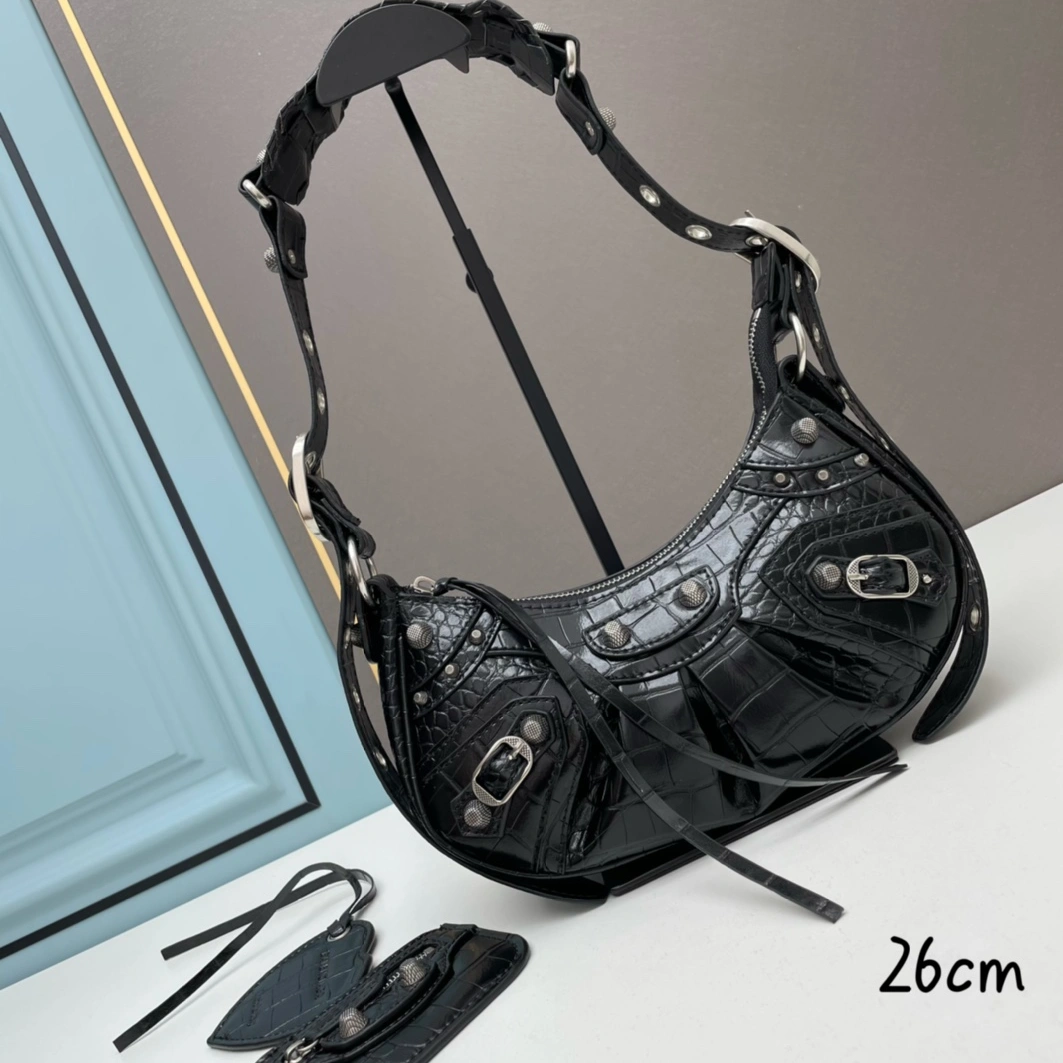 Balenciaga AAA Quality Shoulder Bags For Women Bold 3754