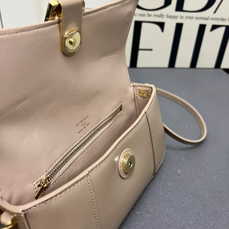 Balenciaga AAA Quality Shoulder Bags For Women Bold 7007