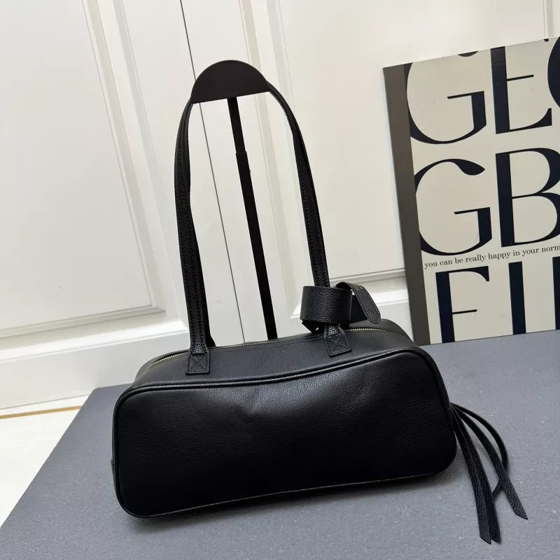 Balenciaga AAA Quality Shoulder Bags For Women Comfortable 1629