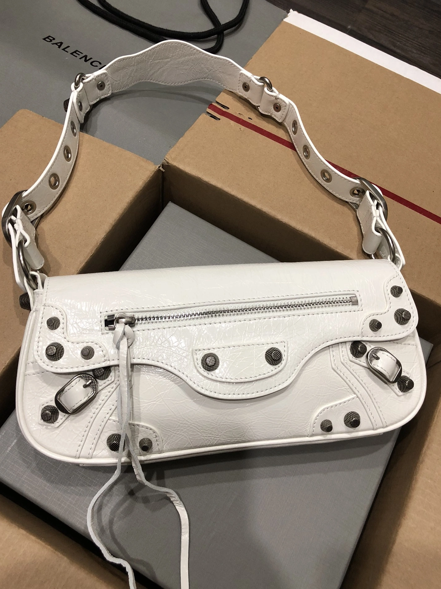 Balenciaga AAA Quality Shoulder Bags For Women Comfortable 4823