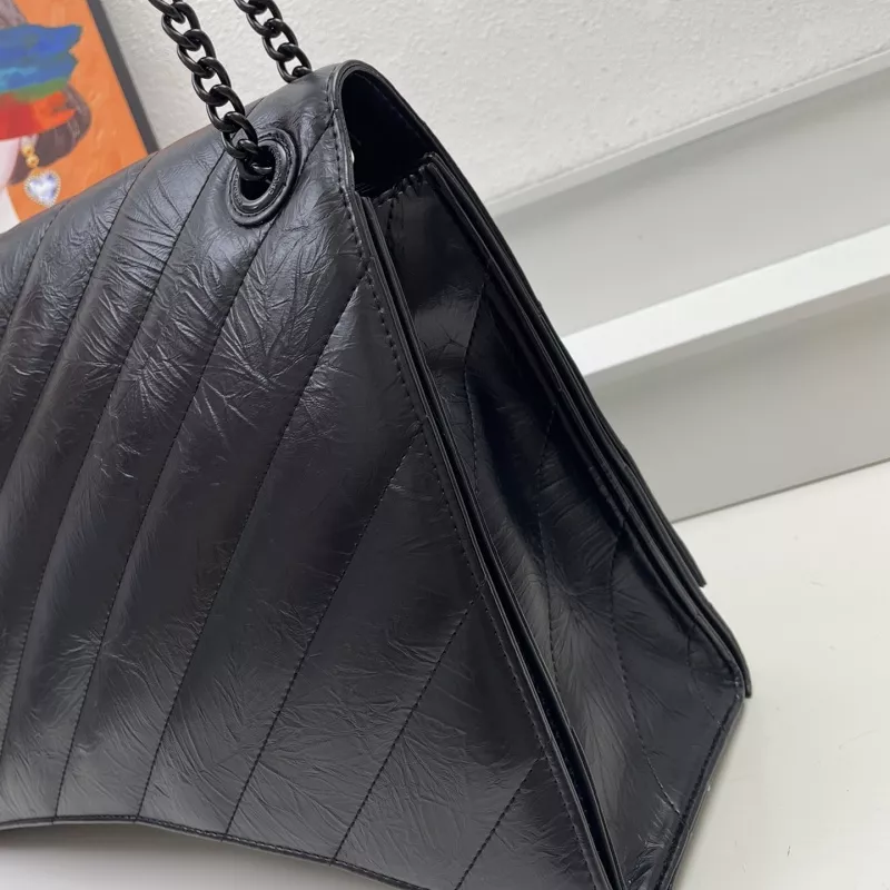 Balenciaga AAA Quality Shoulder Bags For Women EasyMatch 8111