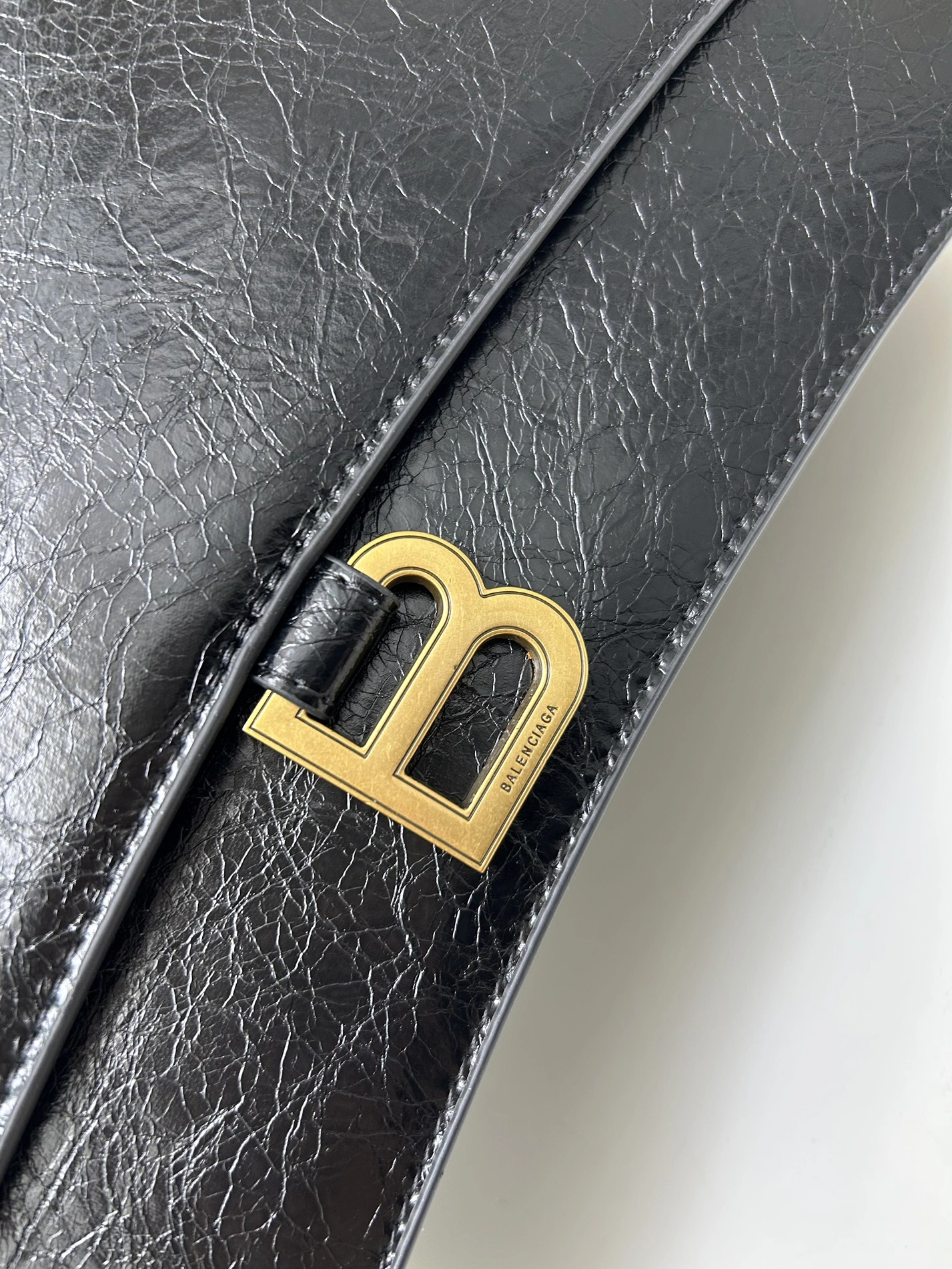 Balenciaga AAA Quality Shoulder Bags For Women EasyMatch 8117