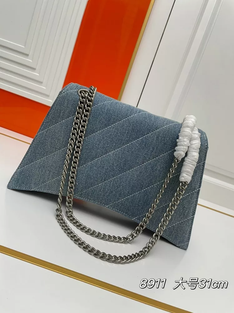Balenciaga AAA Quality Shoulder Bags For Women Elegant 4850