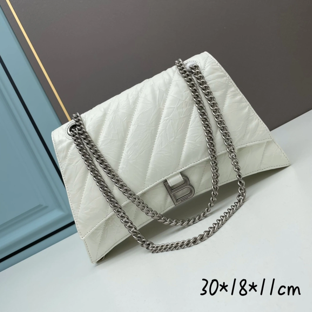 Balenciaga AAA Quality Shoulder Bags For Women Elegant 5409