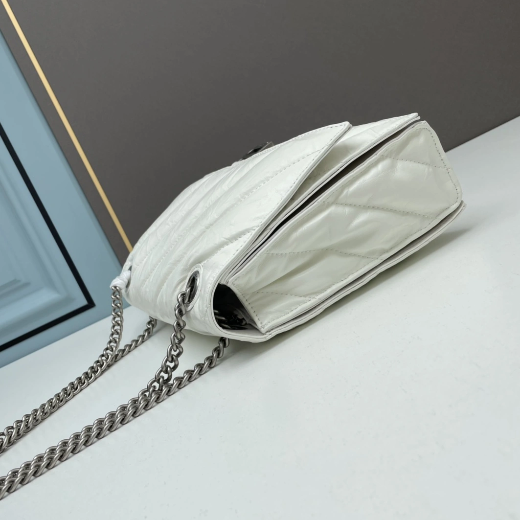 Balenciaga AAA Quality Shoulder Bags For Women Elegant 5409