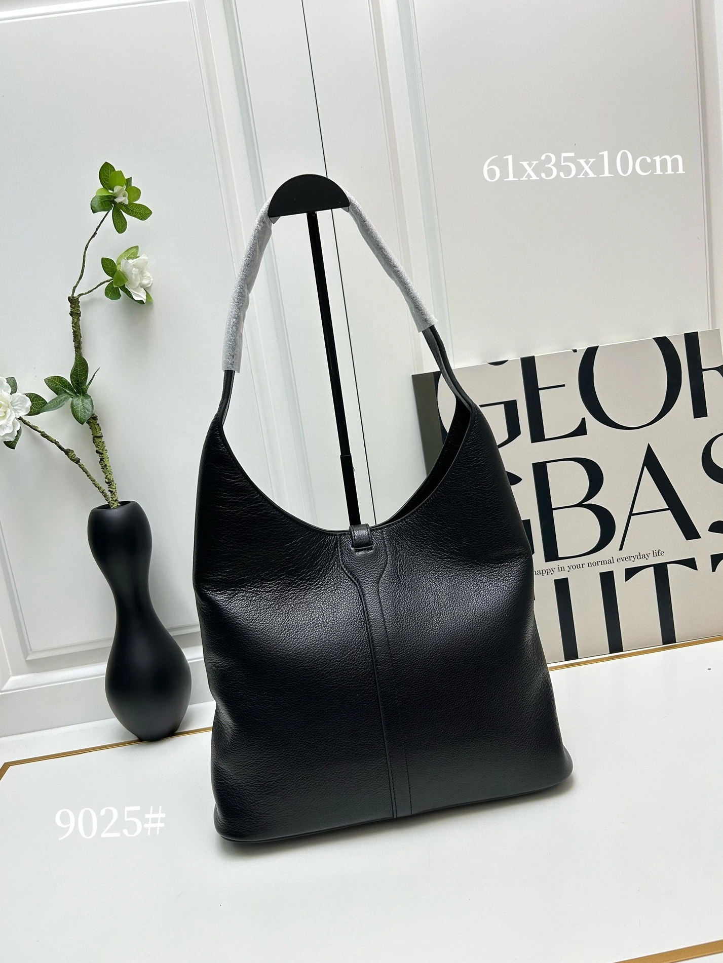 Balenciaga AAA Quality Shoulder Bags For Women Functional 808