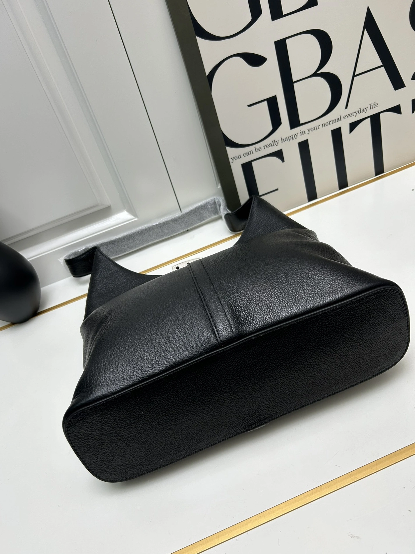 Balenciaga AAA Quality Shoulder Bags For Women Functional 808