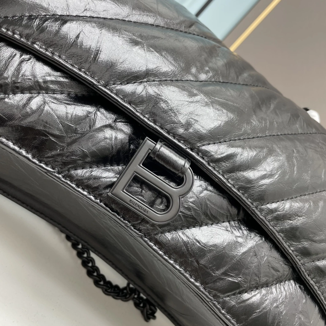 Balenciaga AAA Quality Shoulder Bags For Women GoodFit 3178