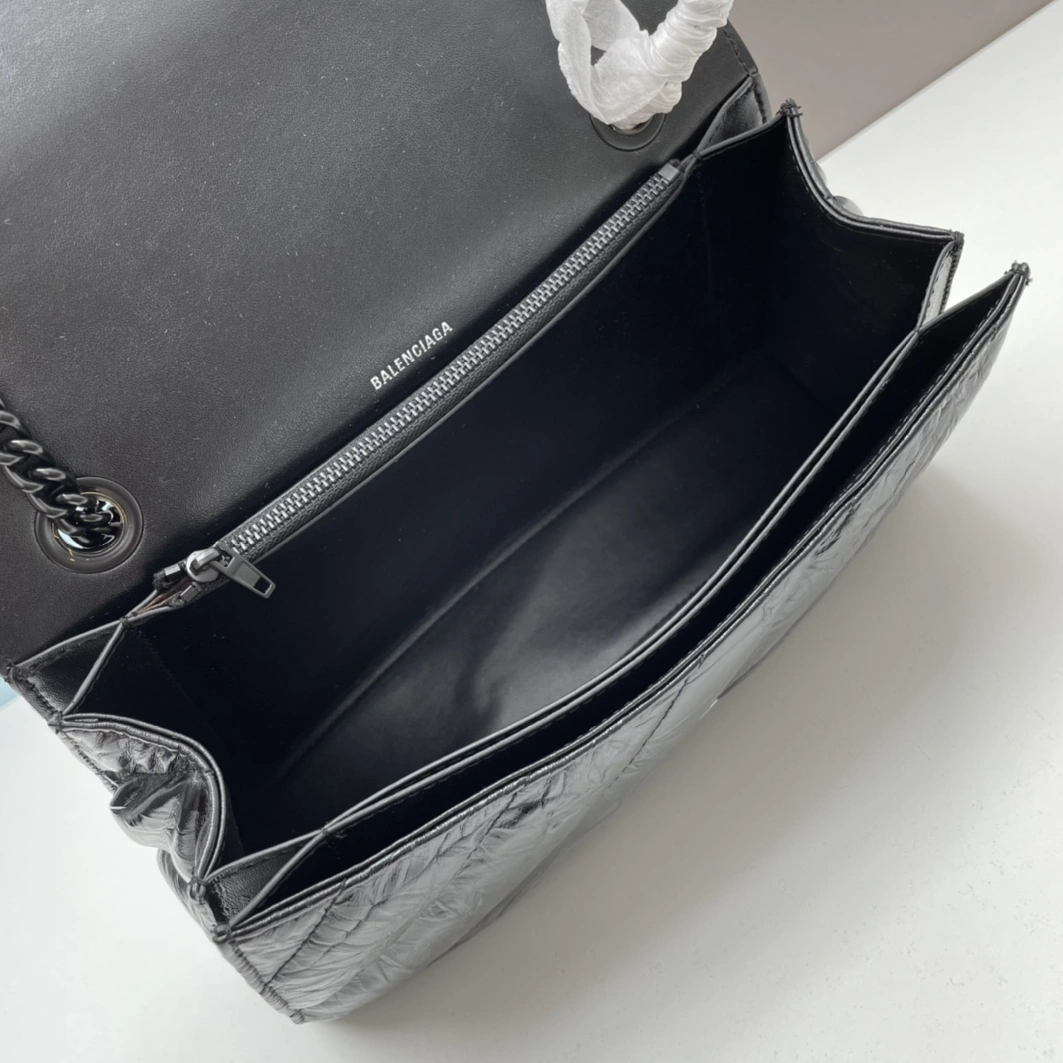 Balenciaga AAA Quality Shoulder Bags For Women GoodFit 3178