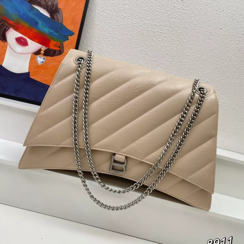 Balenciaga AAA Quality Shoulder Bags For Women GoodFit 3946